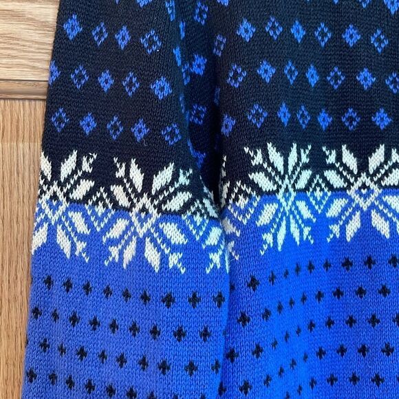 NOMADIC TRADERS Fair Isle Snowflake Zip Up Cardigan - Picture 5 of 9